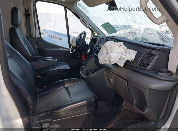 1FTBR1C81RKA92291 2024 FORD TRANSIT-250 Белый Вид салона спереди