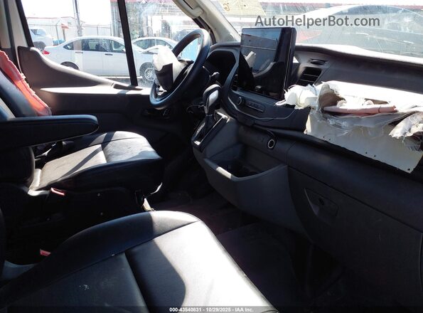 1FTBR1C89PKA00650 2023 FORD TRANSIT-250 Green Սալոնի դիմացի տեսք