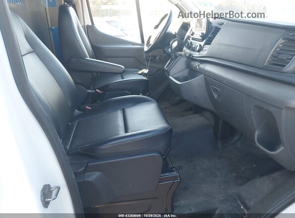 1FTBR2C80NKA62246 2022 FORD TRANSIT-250 White Вид салону спереду