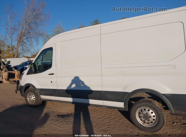 1FTBR2C80NKA62246 2022 FORD TRANSIT-250 White Панорамний вид салону 360°