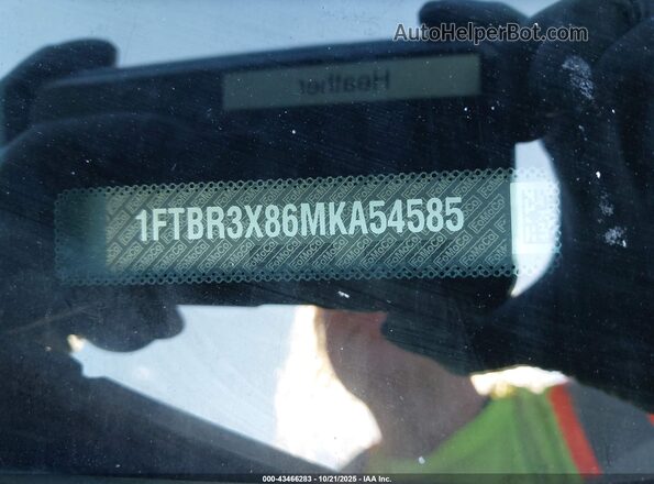 1FTBR3X86MKA54585 2021 FORD TRANSIT-250 Blue Engine compartment view