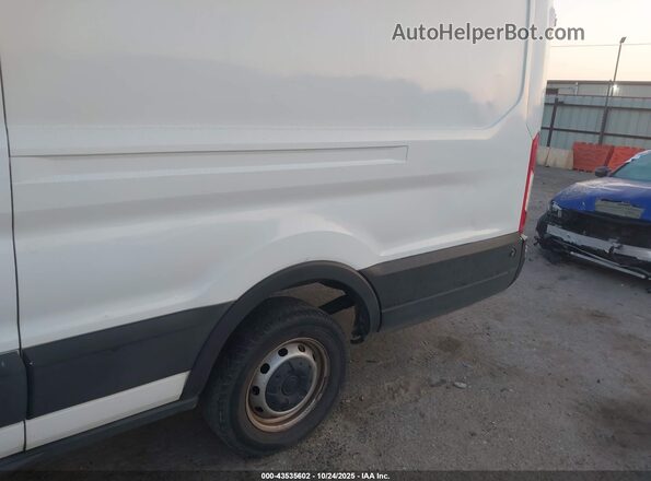 1FTBW3XM8HKA04332 2017 FORD TRANSIT-350 White Widok z przodu