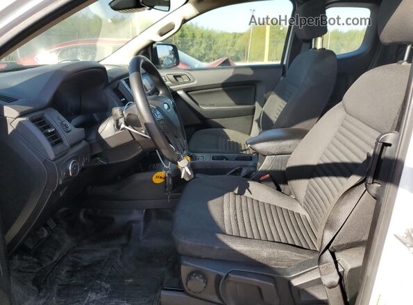 1FTER1EH3NLD24064 2022 FORD RANG White Widok wnętrza z przodu