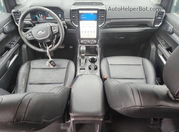 1FTER4KH4SLE24160 2025 FORD RANG Black Առջևի վահանակի տեսք