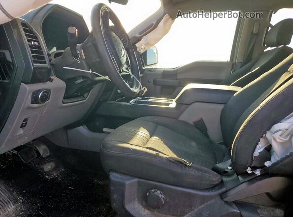 1FTEW1CP5LKD72865 2020 FORD F150 Серебряный Вид салона спереди