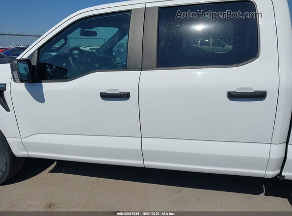1FTEW1CP7NFA11620 2022 FORD F150 White Vista interior de 360 grados