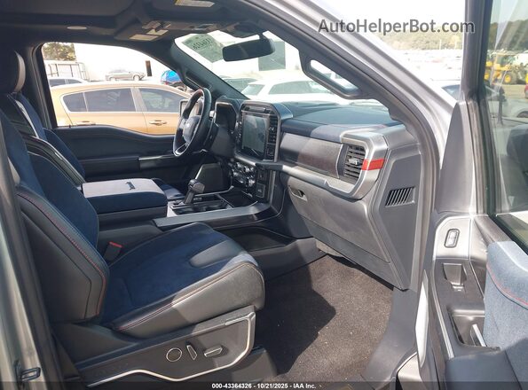 1FTFW1RG4NFB91683 2022 FORD F150 Silver Front interior view