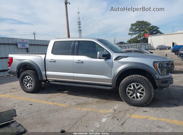 1FTFW1RG4NFB91683 2022 FORD F150 Silver Rear interior view
