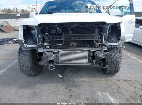 1FTFW1RG8LFC75325 2020 FORD F150 White Widok z przodu