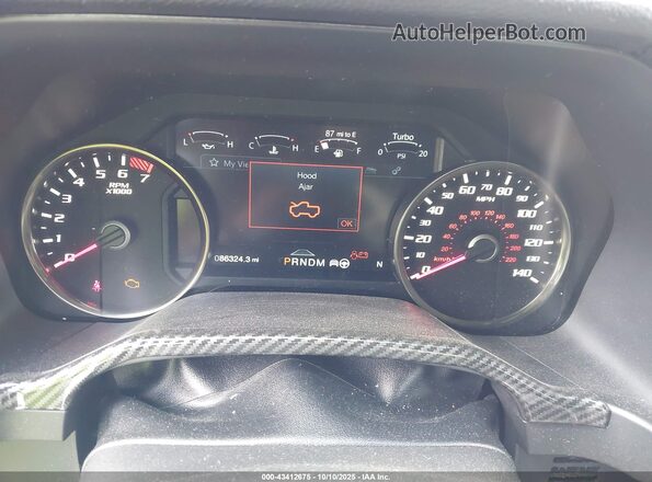 1FTFW1RG8LFC75325 2020 FORD F150 White Widok tylnych siedzeń