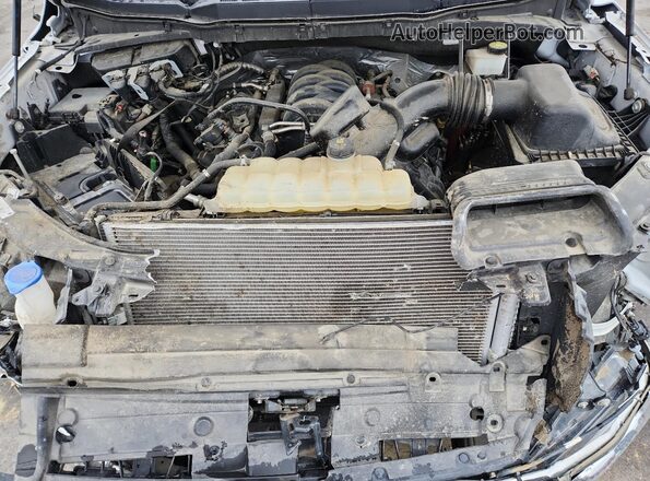 1FTFX1E56NFB78533 2022 FORD F150 White Widok wnętrza z tyłu