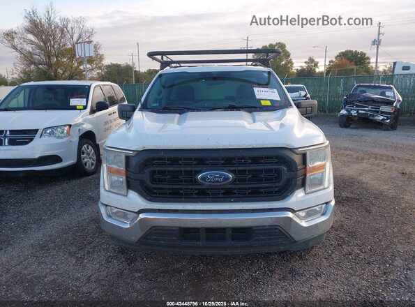 1FTMF1CP8NKD19608 2022 FORD F150 Белый Вид щитка приборов