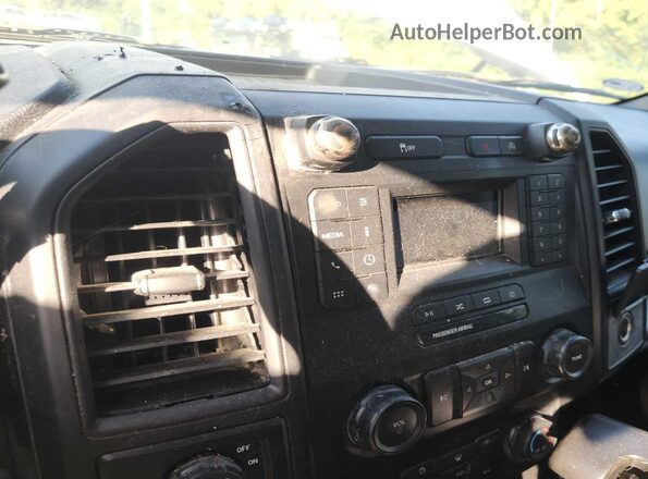 1FTNF1C50KKD52181 2019 FORD F150  Vista interior delantera