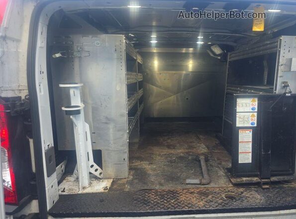 1FTYE1Y84LKB50366 2020 FORD TRANSIT-150  Front view