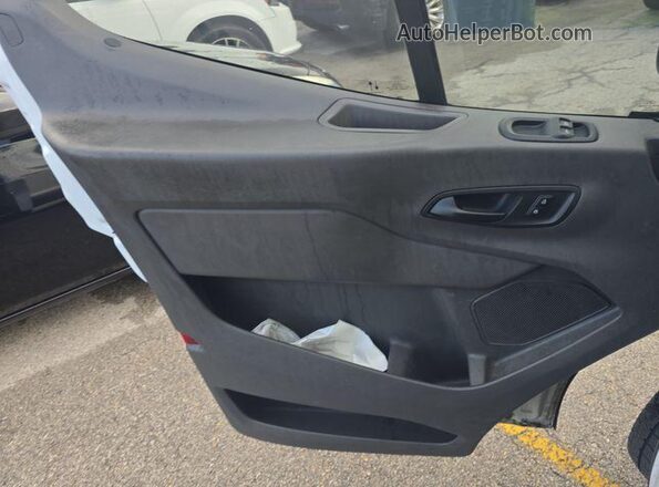 1FTYE1Y84LKB50366 2020 FORD TRANSIT-150  Front interior view