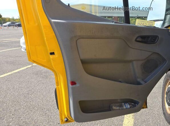 1FTYR3XM3KKA24870 2019 FORD TRANSIT-250  Widok tylnych siedzeń