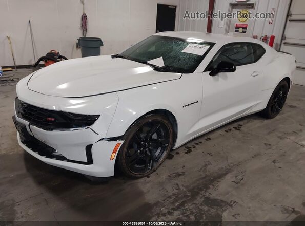 1G1FD1RX3P0151695 2023 CHEVROLET CAMARO Белый Передняя левая четверть