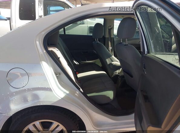 1G1JC5SH0G4165117 2016 CHEVROLET SONIC White VIN კოდის სტიკერის ხედი