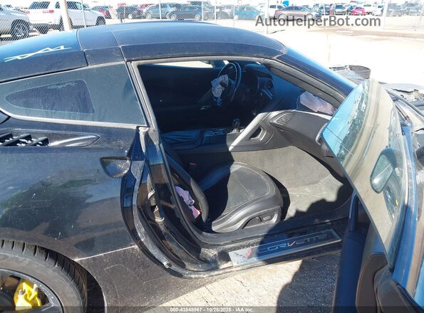 1G1YA2D72H5106427 2017 CHEVROLET CORVETTE Black Вид салону спереду