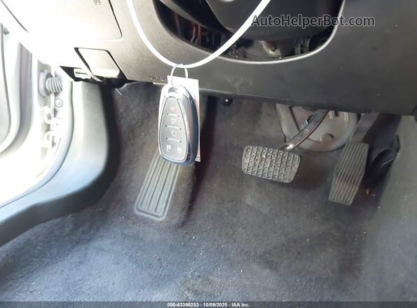 1G1ZD5ST3NF122350 2022 CHEVROLET MALIBU Серебряный Вид панели приборов