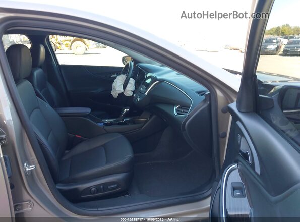 1G1ZE5ST9RF249137 2024 CHEVROLET MALIBU Бежевый Вид салона спереди