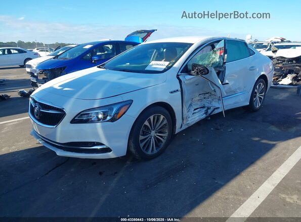 1G4ZP5SS0JU137590 2018 BUICK LACROSSE Белый 