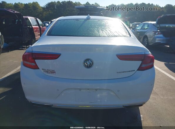 1G4ZP5SS0JU137590 2018 BUICK LACROSSE Белый 