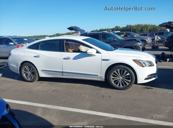 1G4ZP5SS0JU137590 2018 BUICK LACROSSE Белый 