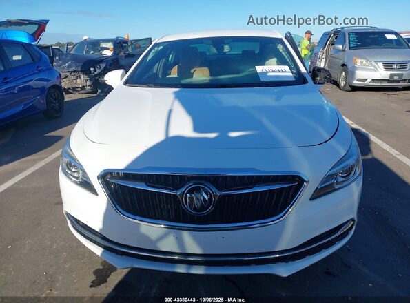 1G4ZP5SS0JU137590 2018 BUICK LACROSSE Белый 