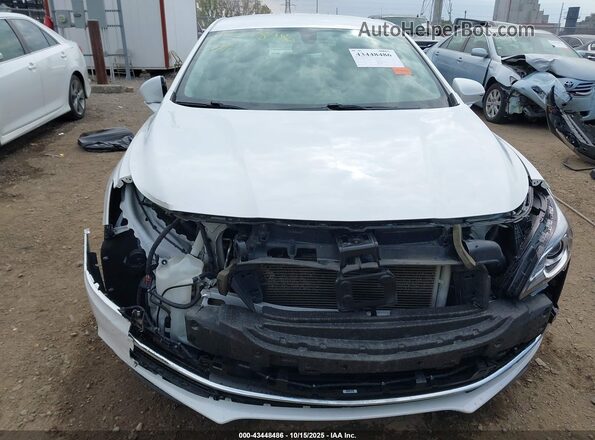 1G4ZP5SS5KU129437 2019 BUICK LACROSSE White Вид задньої частини салону