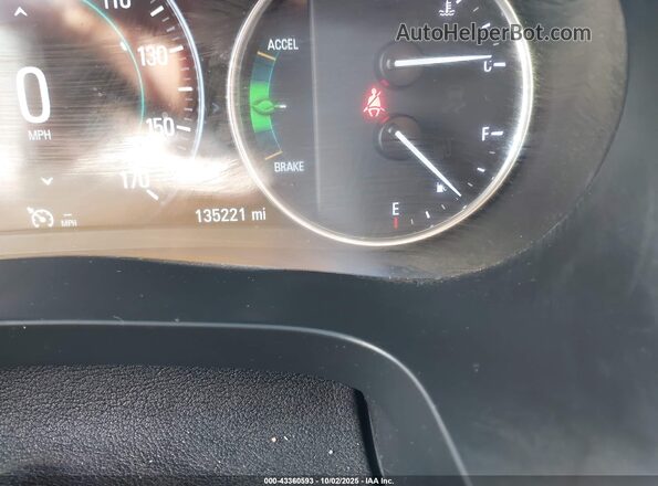 1G4ZP5SZ2JU129505 2018 BUICK LACROSSE Silver 