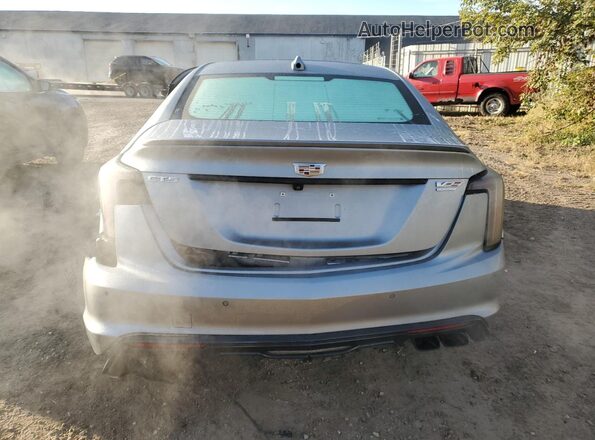 1G6D25R67R0860526 2024 CADILLAC CT5 Серебряный Вид сзади