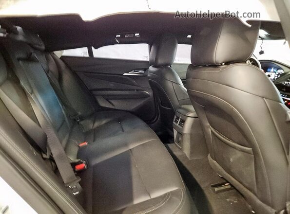 1G6DA5RK9R0127569 2024 CADILLAC CT4 White Widok tylnych siedzeń