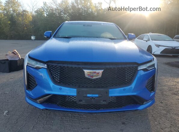 1G6DH5RL8R0108094 2024 CADILLAC CT4 Blue Widok z przodu