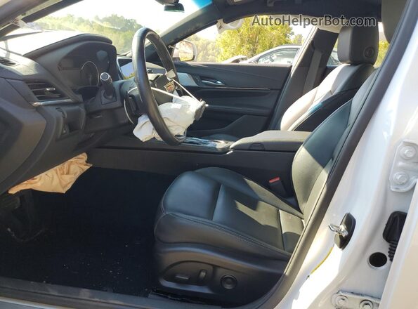 1G6DK5RKXR0125410 2024 CADILLAC CT4 White 