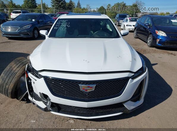 1G6DR5RW2R0131684 2024 CADILLAC CT5 White Rear interior view