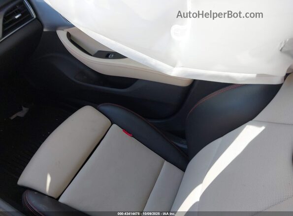 1G6DR5RW2R0131684 2024 CADILLAC CT5 White Front interior view