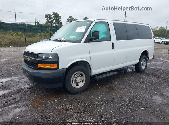 1GAWGEFP0L1259618 2020 CHEVROLET EXPRESS White Vista tres cuartos delantera izquierda