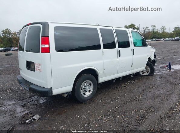 1GAWGEFP0L1259618 2020 CHEVROLET EXPRESS White Trasero derecho