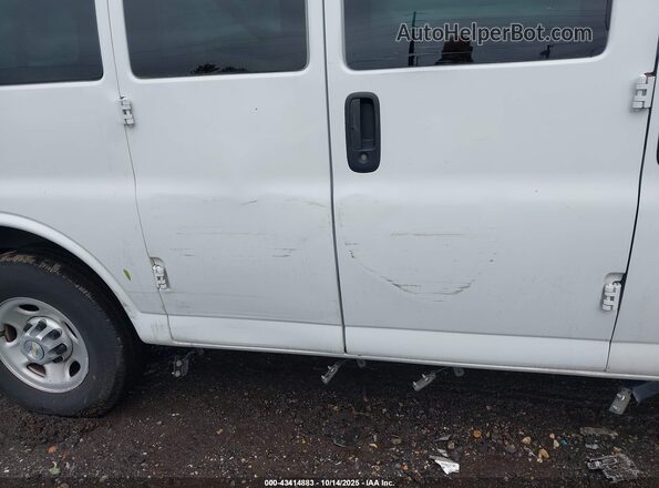 1GAWGEFP0L1259618 2020 CHEVROLET EXPRESS White 