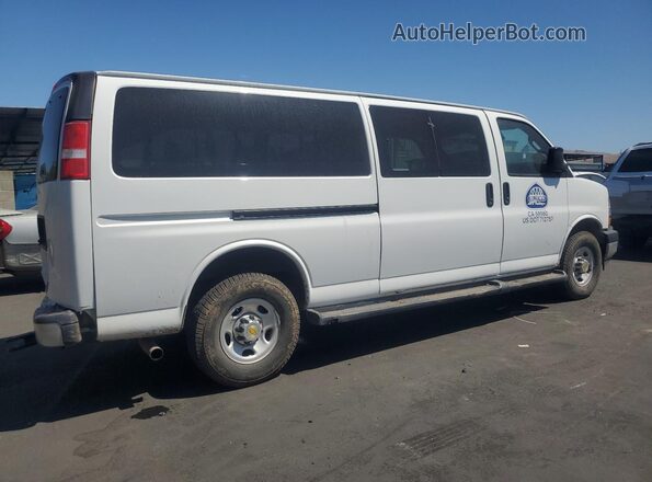 1GAZGPFG2L1142907 2020 CHEVROLET EXPRESS White Հետևի աջ