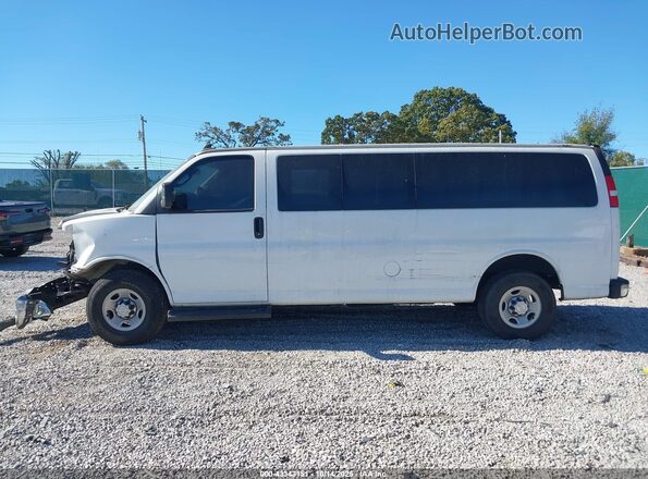 1GAZGPFG6L1176137 2020 CHEVROLET EXPRESS White 360 interior view