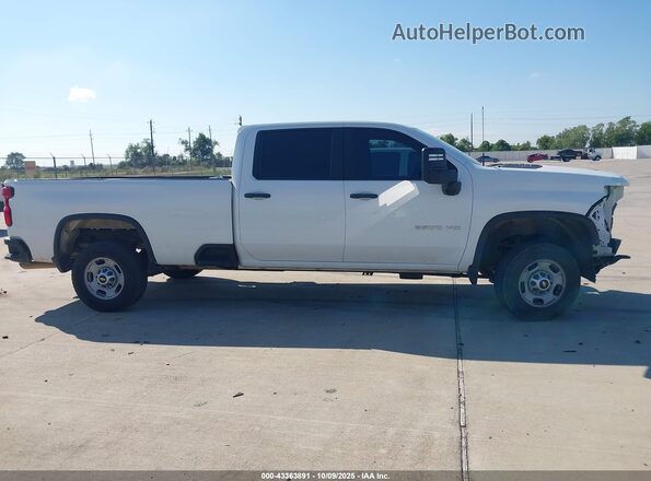 1GC1WLE79RF143291 2024 CHEVROLET SILVERADO White Widok wnętrza z tyłu