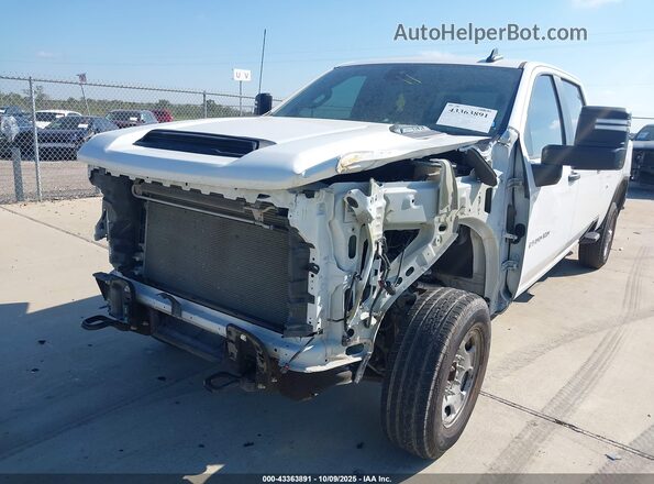 1GC1WLE79RF143291 2024 CHEVROLET SILVERADO White Widok z przodu