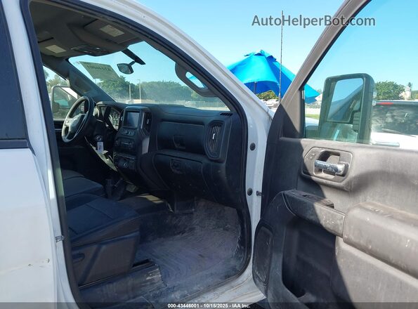 1GC1YLE72LF311273 2020 CHEVROLET SILVERADO White Вид салону спереду