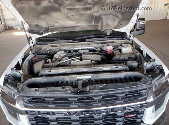 1GC4YNEY0NF200693 2022 CHEVROLET SILVERADO White Rear interior view