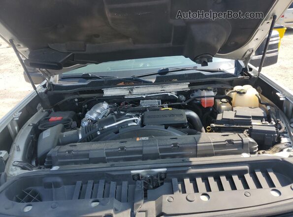 1GC4YREY9LF248097 2020 CHEVROLET SILVERADO Silver Widok wnętrza z tyłu