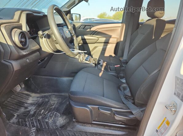 1GCGSBEC0P1174467 2023 CHEVROLET COLORADO White Front interior view