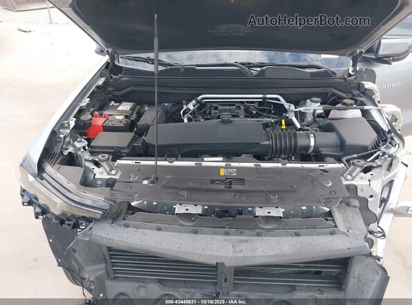1GCGSCEC1R1305608 2024 CHEVROLET COLORADO Silver Հետևի տեսք
