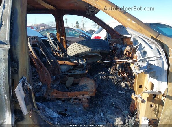 1GCPDBEK9RZ127718 2024 CHEVROLET SILVERADO Серебряный Вид салона спереди